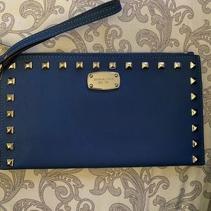 MK wristlet